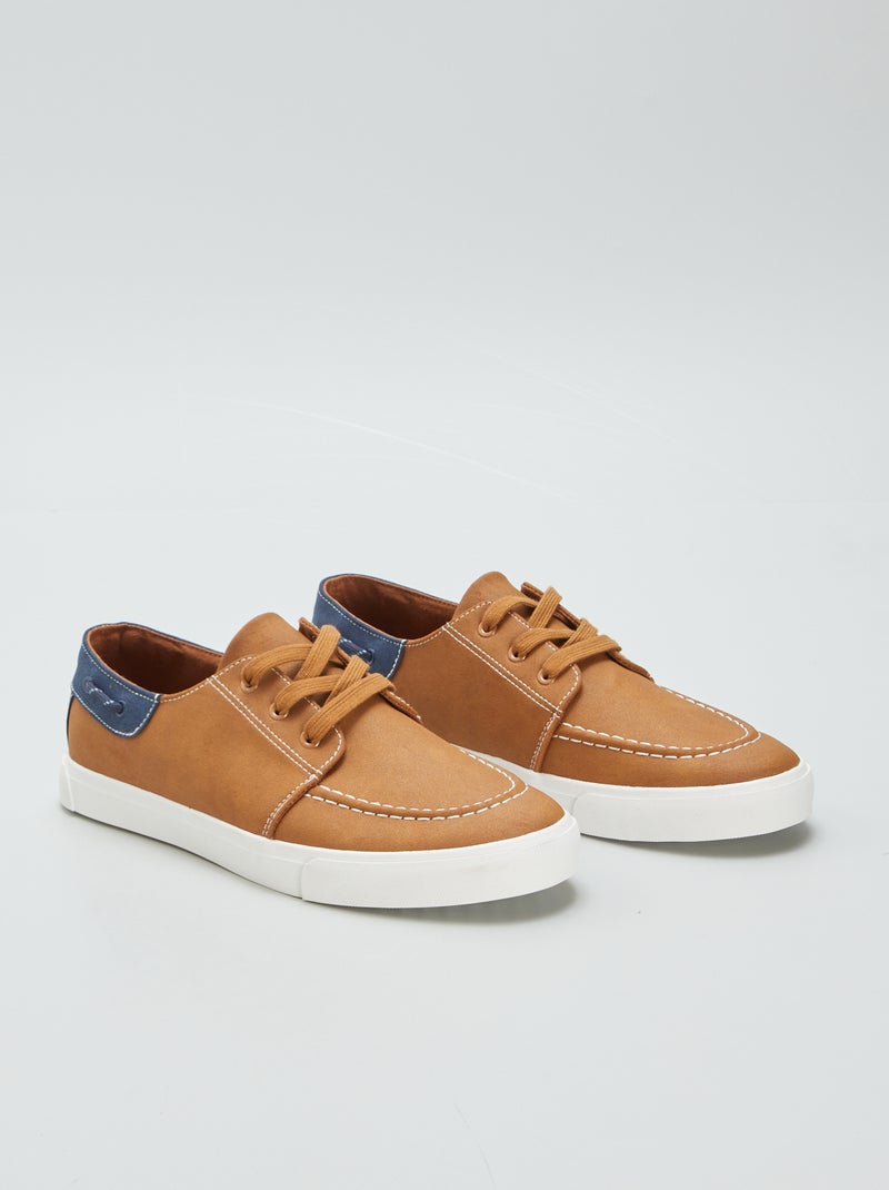 Chaussures bateau à lacets Marron - Kiabi