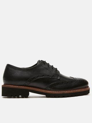 Chaussures brogue en cuir semelles crantées BATA