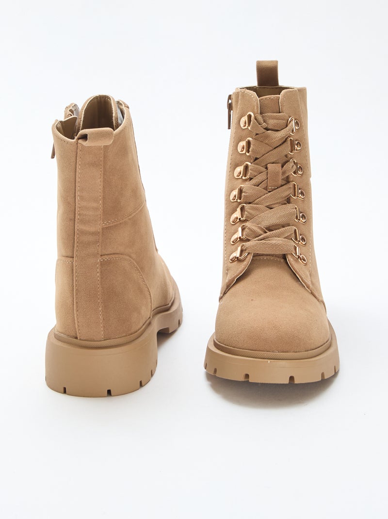 Chaussures de trekking avec œillets dorés Beige - Kiabi