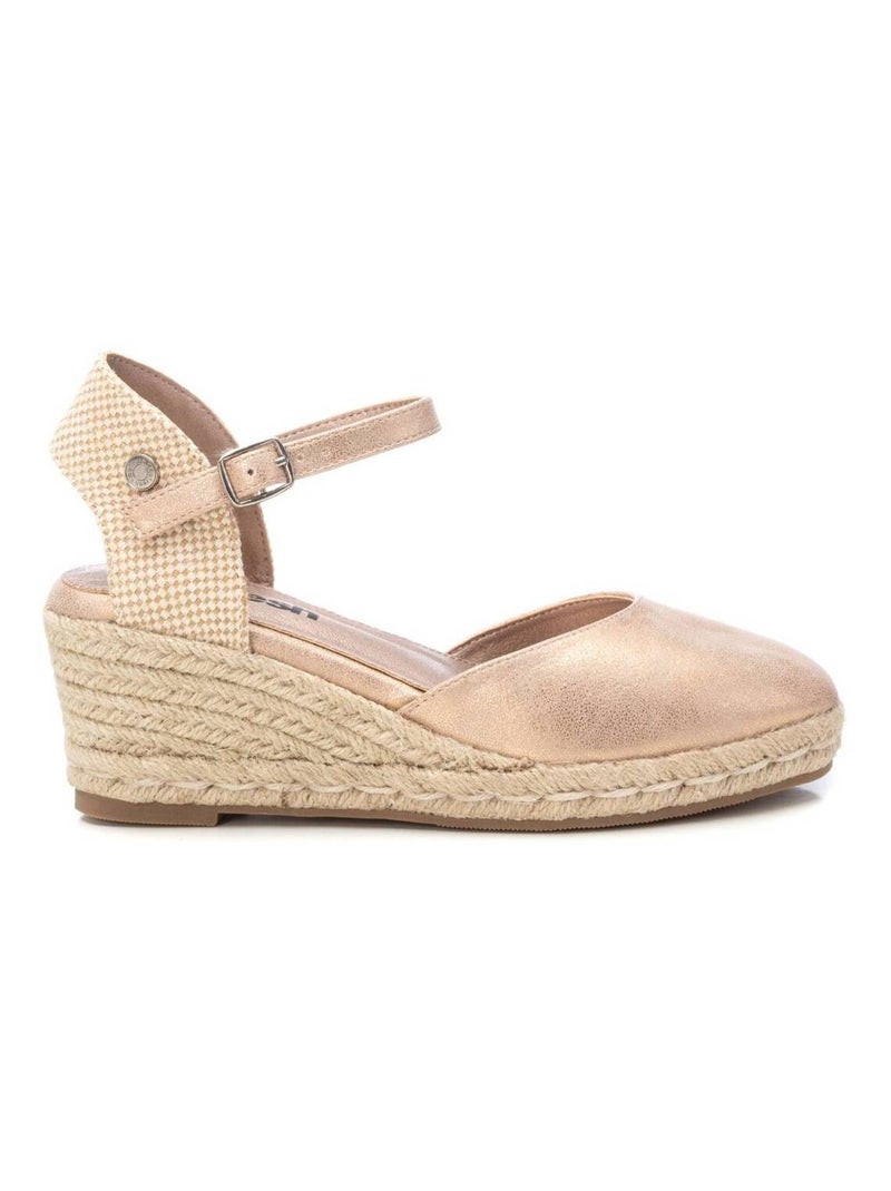 Chaussures décontractées à boucle et semelle compensée Crème - Kiabi