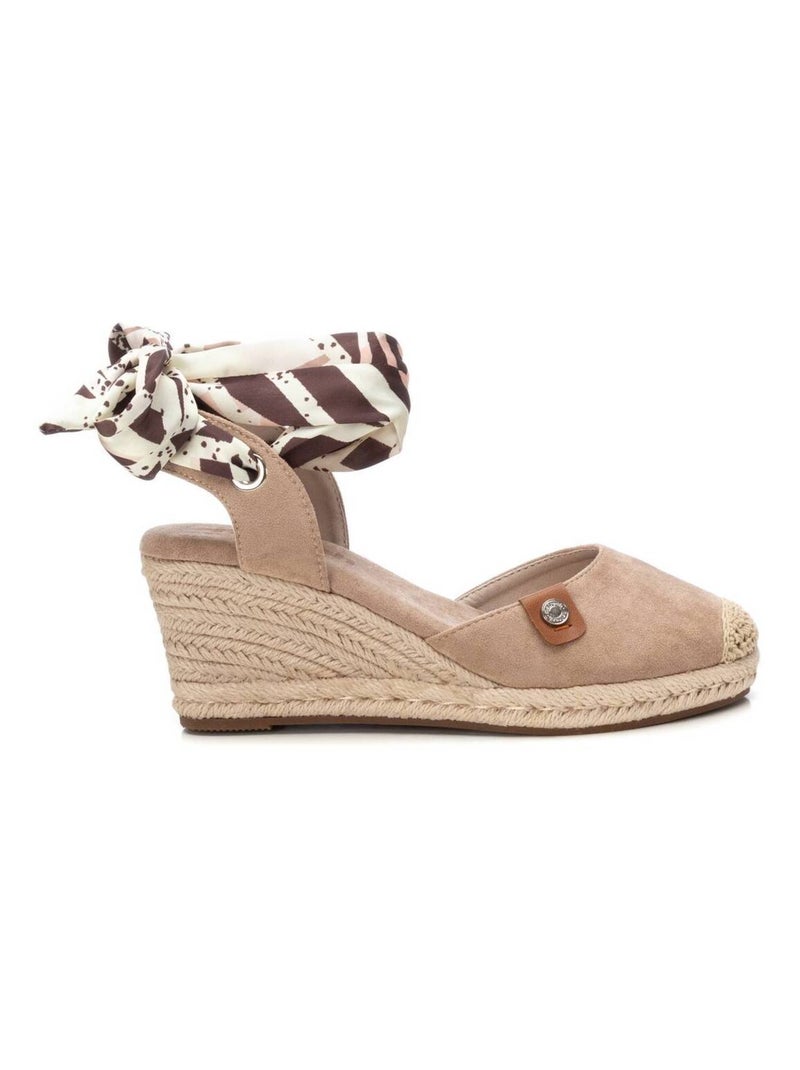 Chaussures décontractées à bride cheville avec semelle compensée Beige - Kiabi