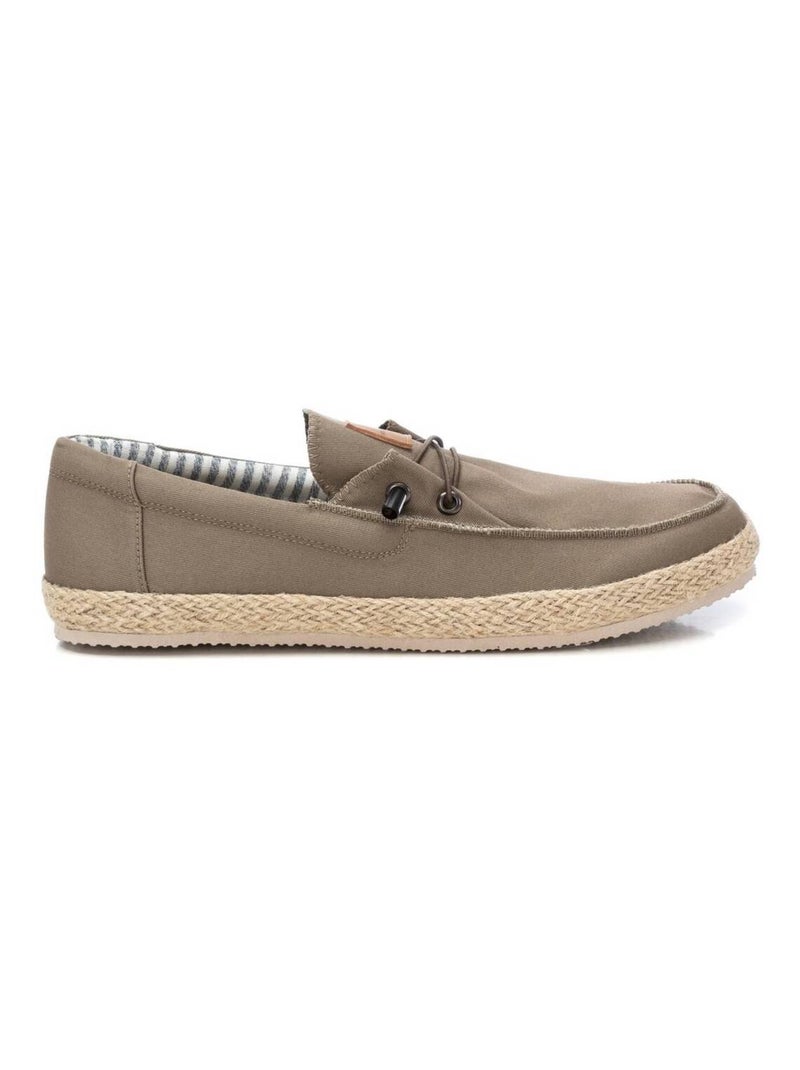 Chaussures décontractées basses à lacets Kaki - Kiabi