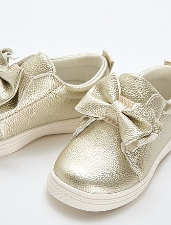 Chaussures dorées slip-on / sans lacets avec nœuds fantaisies