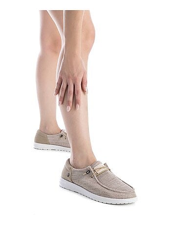 Chaussures femme à lacets