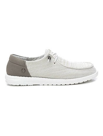 Chaussures femme à lacets