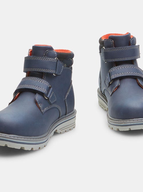 Chaussures montantes avec bandes velcro BATA - Kiabi