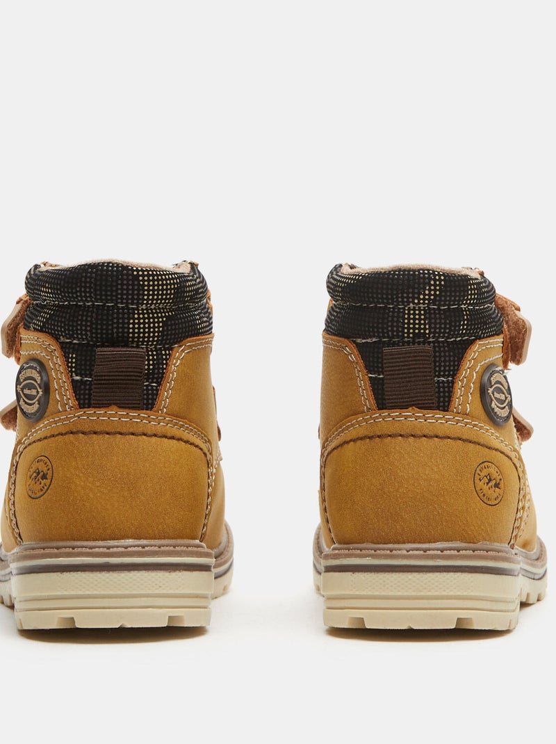 Chaussures montantes avec bandes velcro BATA Jaune - Kiabi