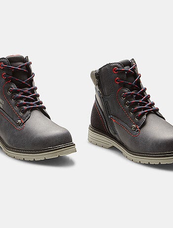 Chaussures montantes effet cuir BATA