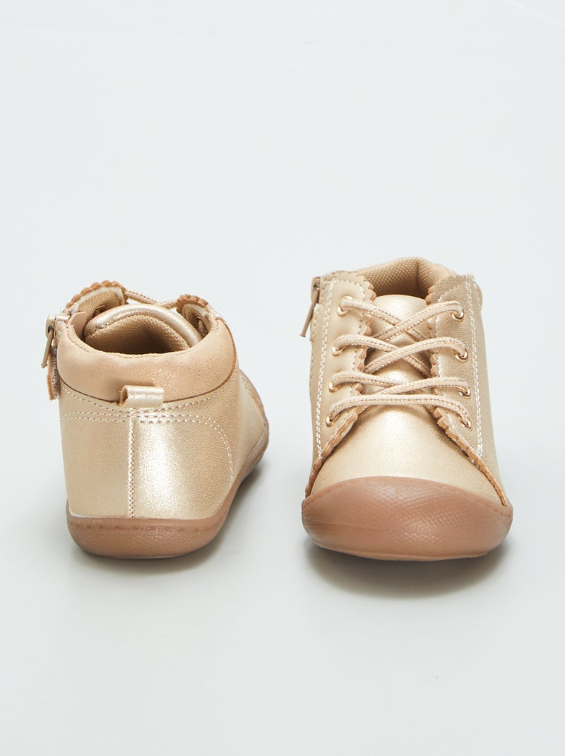 Chaussures premiers pas dorées Doré - Kiabi