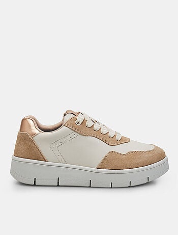 Chaussures urban casual bata à lacets