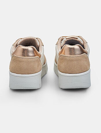 Chaussures urban casual bata à lacets