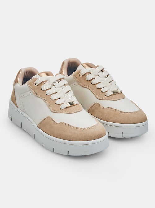 Chaussures Urban Casual  Bata à lacets - Kiabi