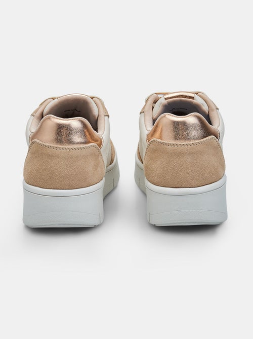 Chaussures Urban Casual  Bata à lacets - Kiabi