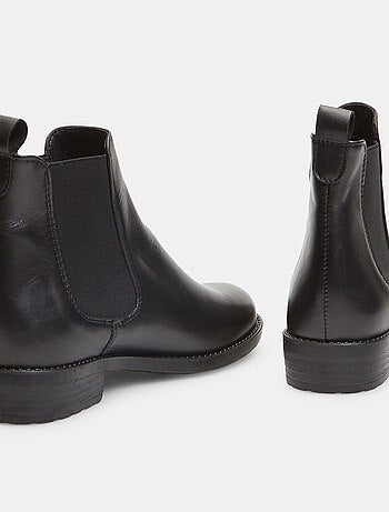 Chelsea boots en cuir BATA
