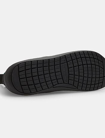 Chelsea Weinbrenner BAREFOOT BATA