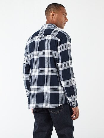 Chemise à carreaux avec ouverture boutonnée