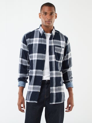 Chemise à carreaux avec ouverture boutonnée