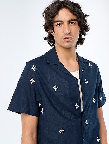 Chemise à manche courtes avec broderies