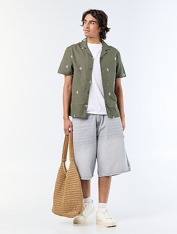 Chemise à manche courtes avec broderies