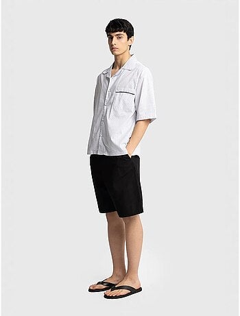 Chemise à manches courtes à fines rayures giesto