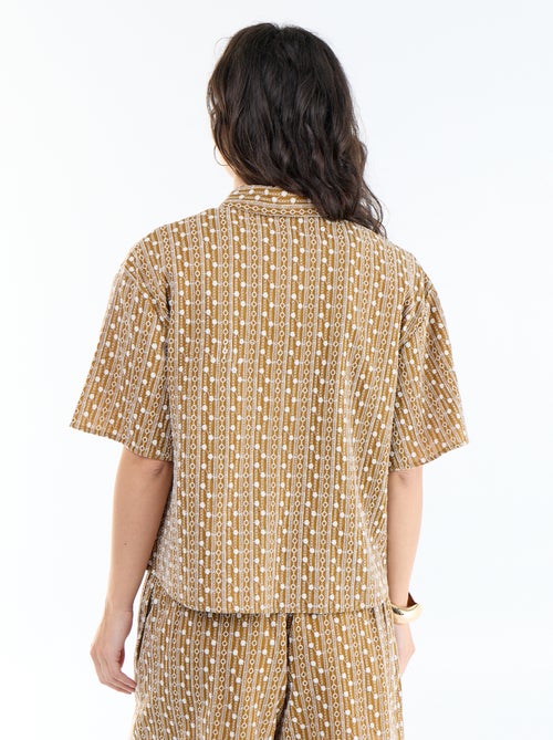 Chemise à manches courtes avec broderies - Kiabi