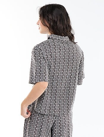 Chemise à manches courtes avec broderies