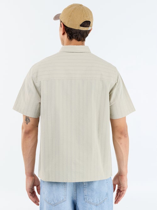 Chemise à manches courtes avec rayures - Kiabi Chemise à manches courtes avec rayures - Kiabi