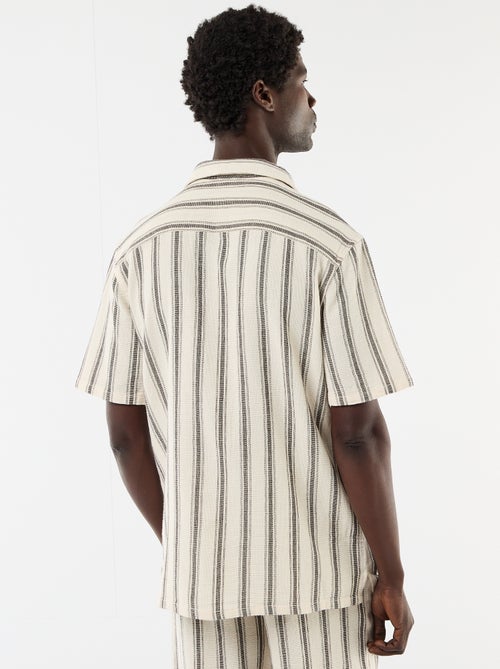 Chemise à manches courtes col crantée - Kiabi