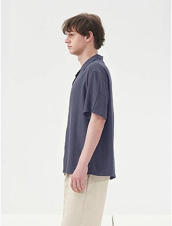 Chemise à manches courtes, coupe décontractée et col ouvert giesto