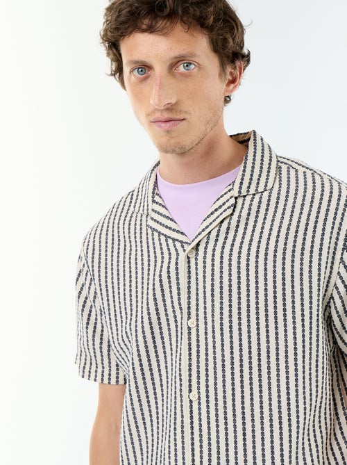 Chemise à manches courtes en maille fantaisie - Kiabi Chemise à manches courtes en maille fantaisie - Kiabi