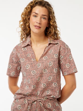 Chemise à manches courtes et motif floral