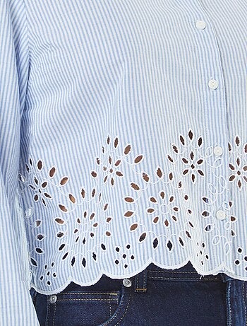 Chemise à rayures avec broderies sur le bas