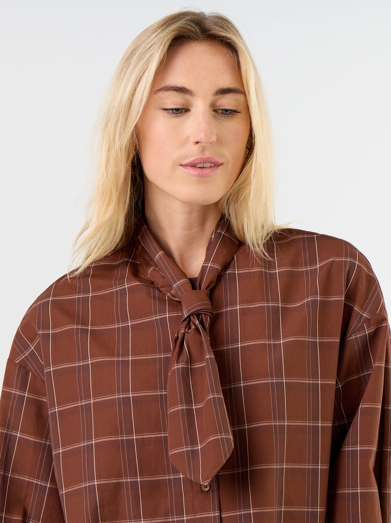 Chemise ample à manches longues et col lavallière Marron - Kiabi