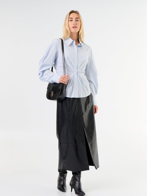 Chemise avec coupe fantaisie ajustée à l'avant - Kiabi