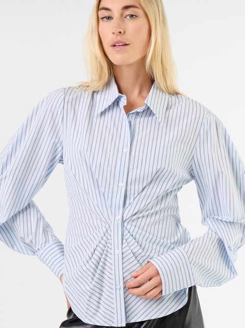 Chemise avec coupe fantaisie ajustée à l'avant - Kiabi