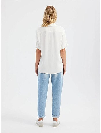 Chemise basique unie à manches courtes