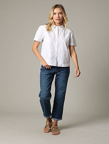 Chemise blanche en toile de coton avec broderies cœurs 'Deeluxe'
