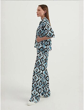 Chemise bohème décontractée à manches courtes en satin