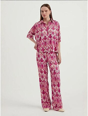 Chemise bohème décontractée à manches courtes en satin