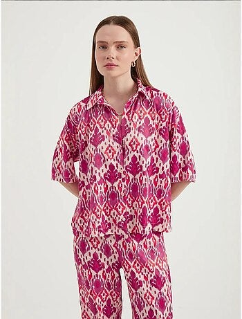 Chemise bohème décontractée à manches courtes en satin