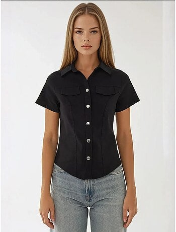 Chemise boutonnée à manches courtes coupe classique
