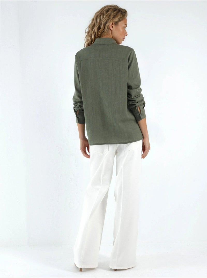 Chemise boutonnée à manches longues coupe confortable Kaki - Kiabi