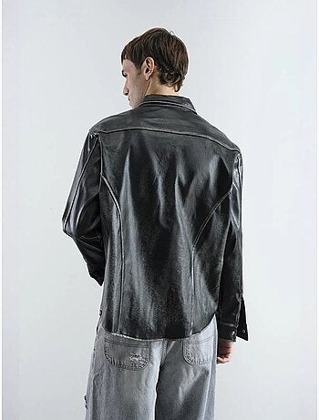 Chemise boutonnée à manches longues en similicuir giesto