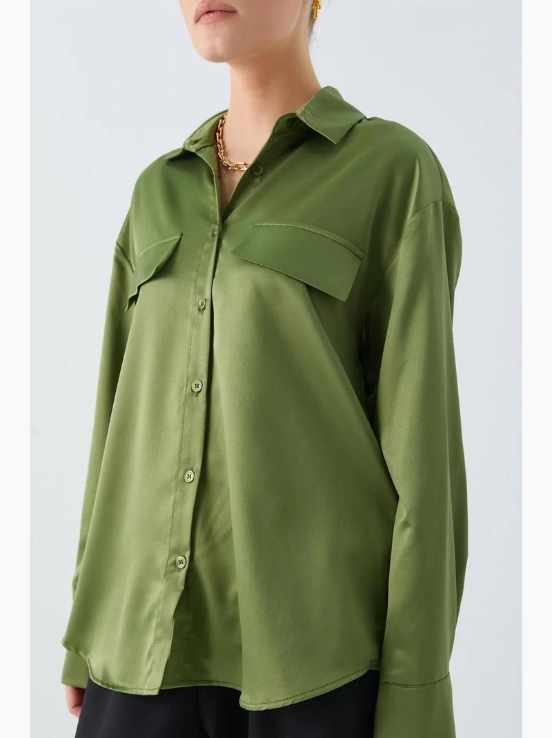 Chemise boutonnée en satin avec détail de poche mixray Kaki - Kiabi