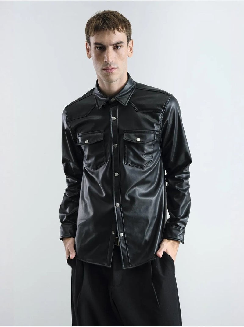 Chemise boutonnée en similicuir avec poche giesto Noir - Kiabi