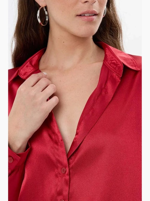 Chemise classique en satin hiccup - Kiabi Chemise classique en satin hiccup - Kiabi