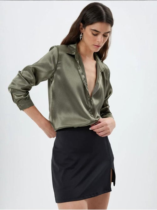 Chemise classique en satin - Kiabi