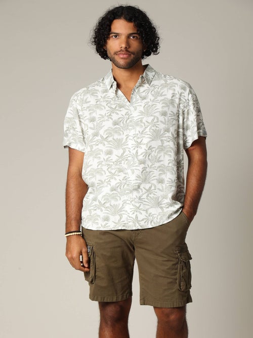 Chemise classique en viscose avec imprimé tropical 'Deeluxe' - Kiabi Chemise classique en viscose avec imprimé tropical 'Deeluxe' - Kiabi