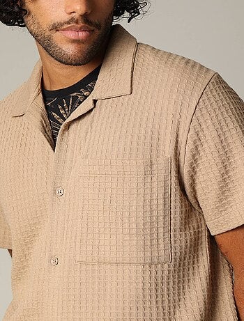 Chemise confort en tissu gaufré à manches courtes avec col cubain 'Deeluxe'