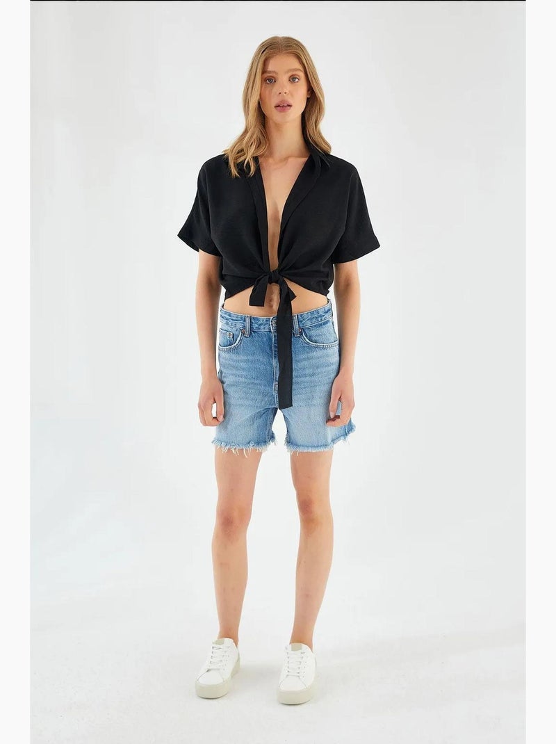 Chemise courte ajustée à col en v et fermeture à nouer mixray Noir - Kiabi